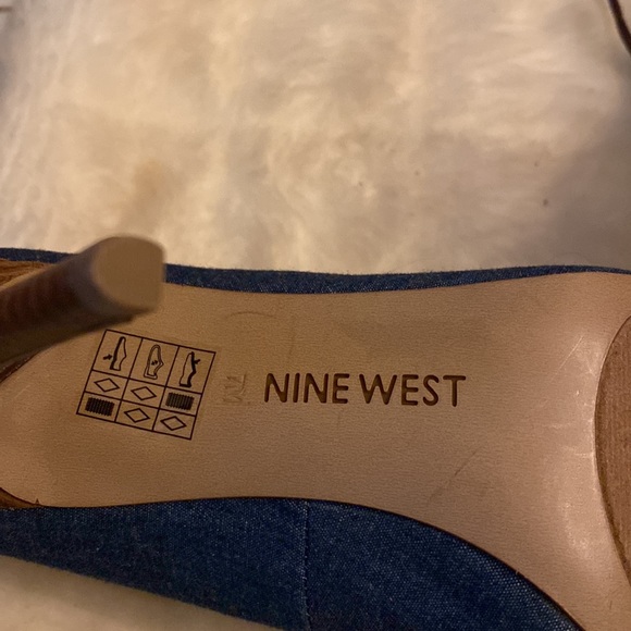 Nine West elegant denim  heels 👠 - Picture 5 of 8